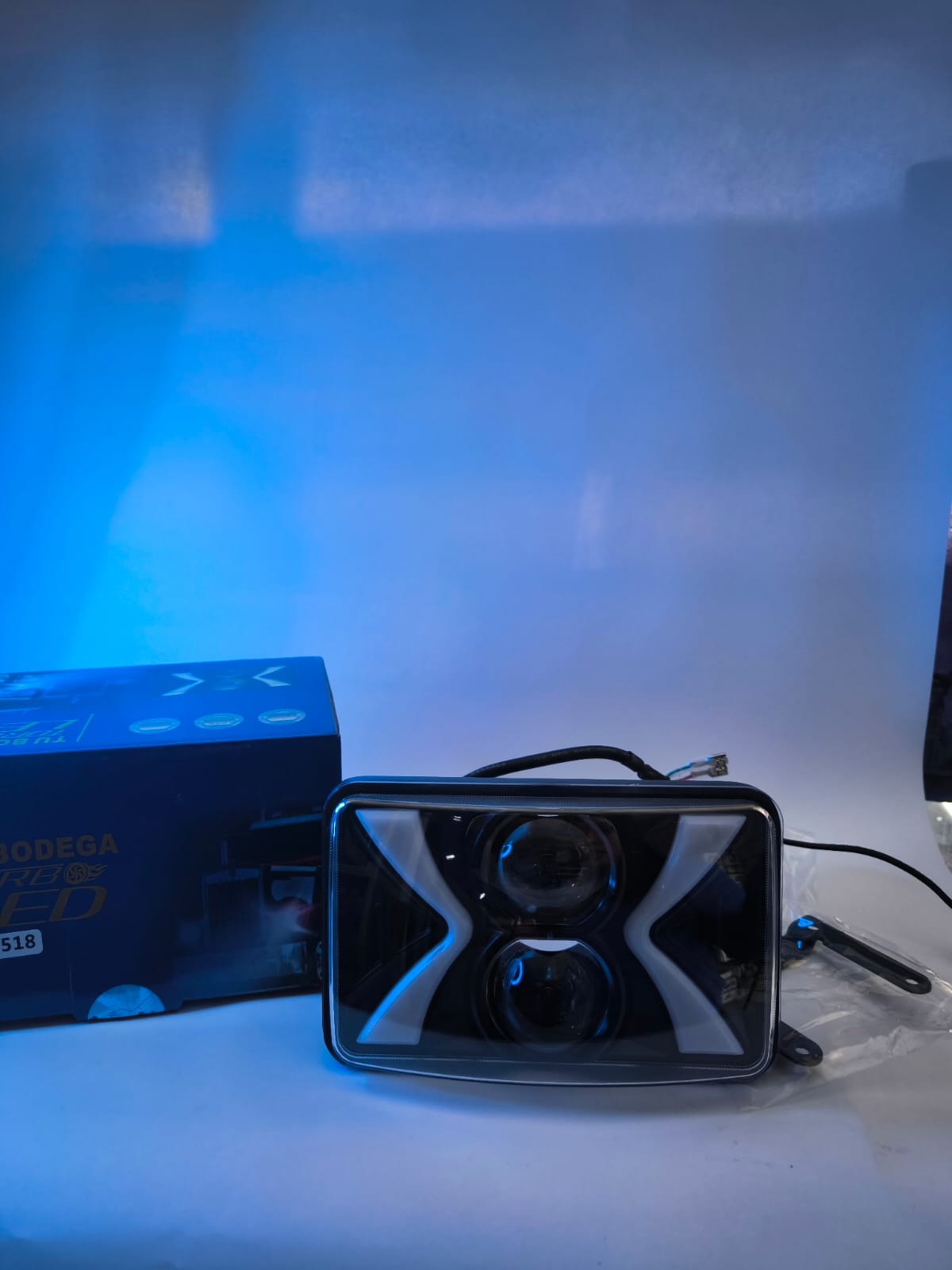 Miniatura 3 de PAR DE FAROLAS EAGLE(518)